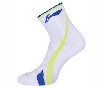 Introducing the Li-Ning Men's Stripe Sports Socks in White and Blue. These socks feature blue and yellow geometric accents along the side and top, designed for ultimate comfort and style during sports activities. Ideal for men seeking both functionality and fashion, these socks are a perfect match for athletic pursuits.