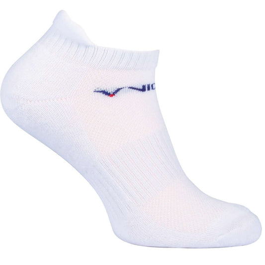 Introducing the Victor Badminton Sneaker Sock by Victor. This white ankle sock features a ribbed cuff and a blue logo detail on the side. It offers elastic arch support for added comfort and is enhanced with heel protection. Crafted with 4-channel thread, its sleek, simple design is highlighted against a white background.